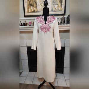 Elegant White Long-Sleeve Dress with Pink Embroidery
